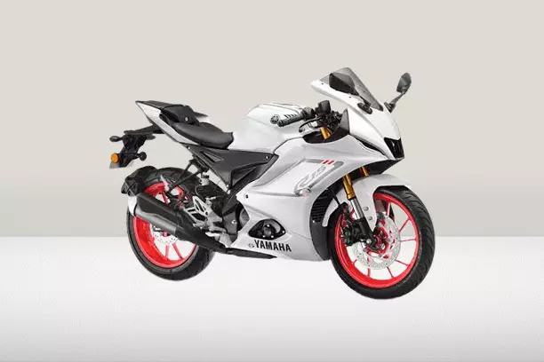 Yamaha-R15-V4-BS7-White