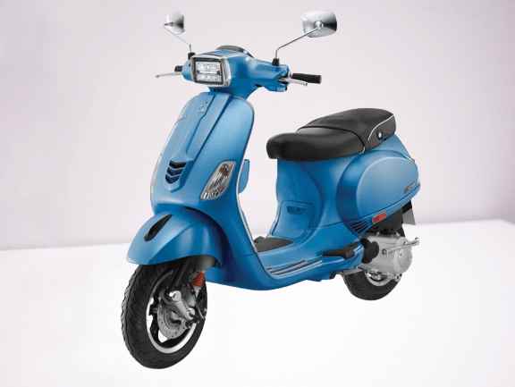 Vespa SXL 150 Blue