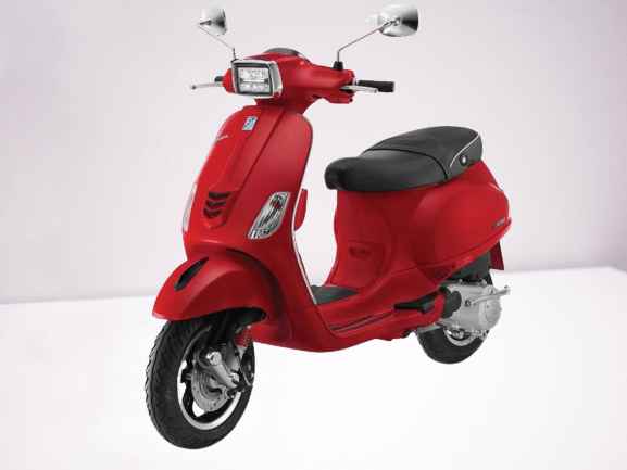 Vespa SXL 150 Red