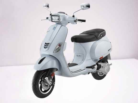 Vespa SXL 150 White